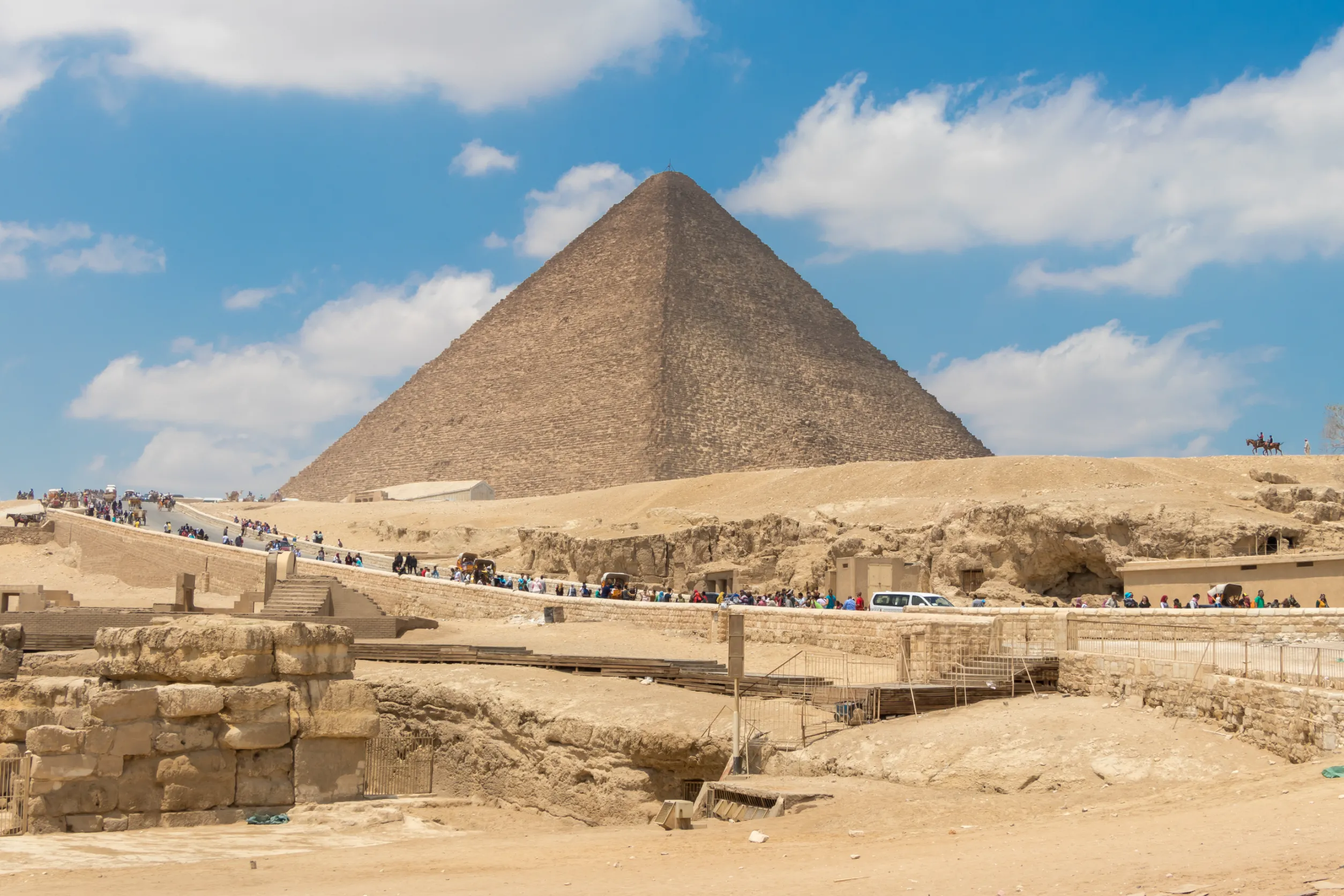 great pyramid khufu or the pyramid of cheops in egypt