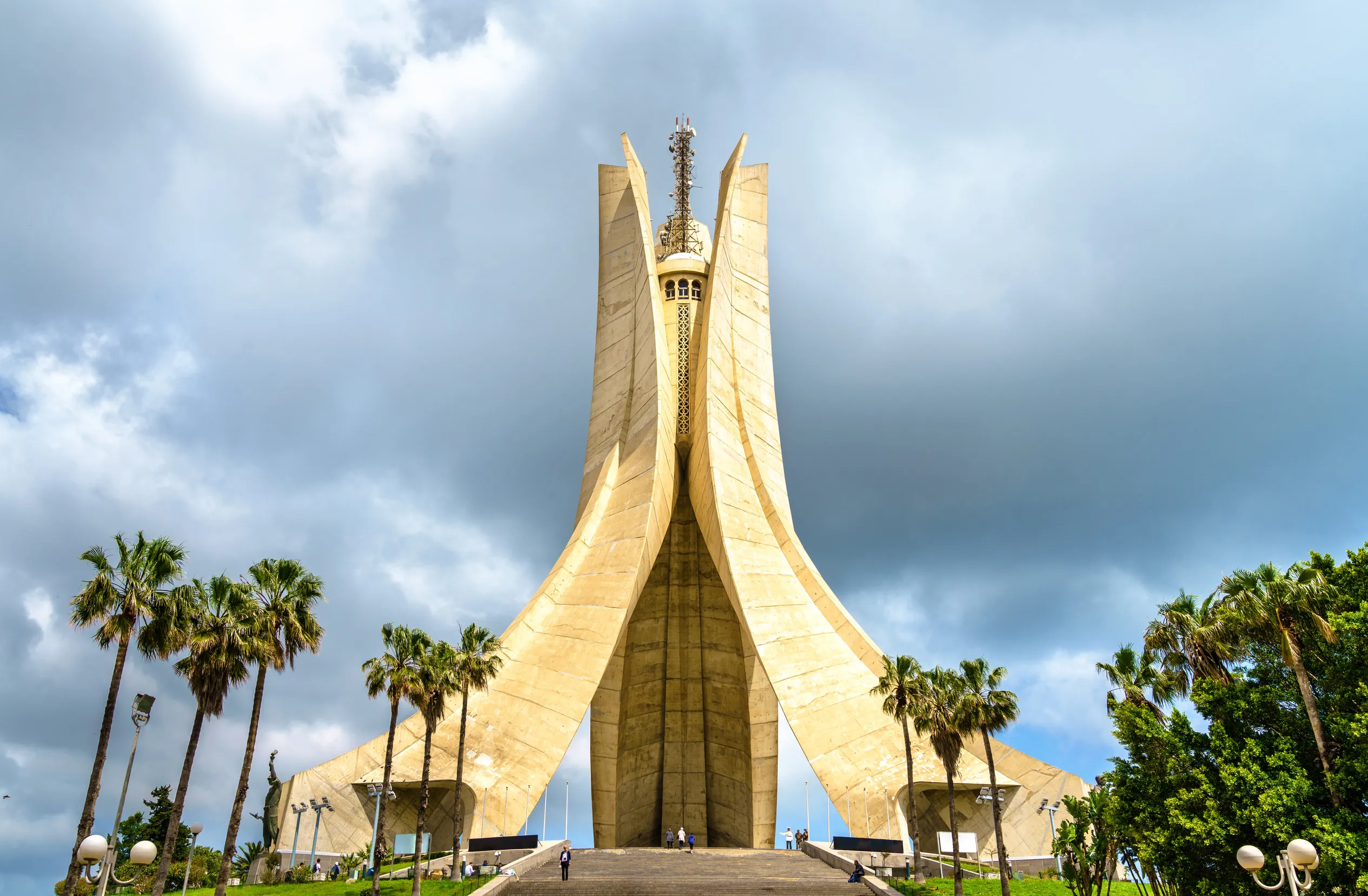 martyrs memorial monument in algiers