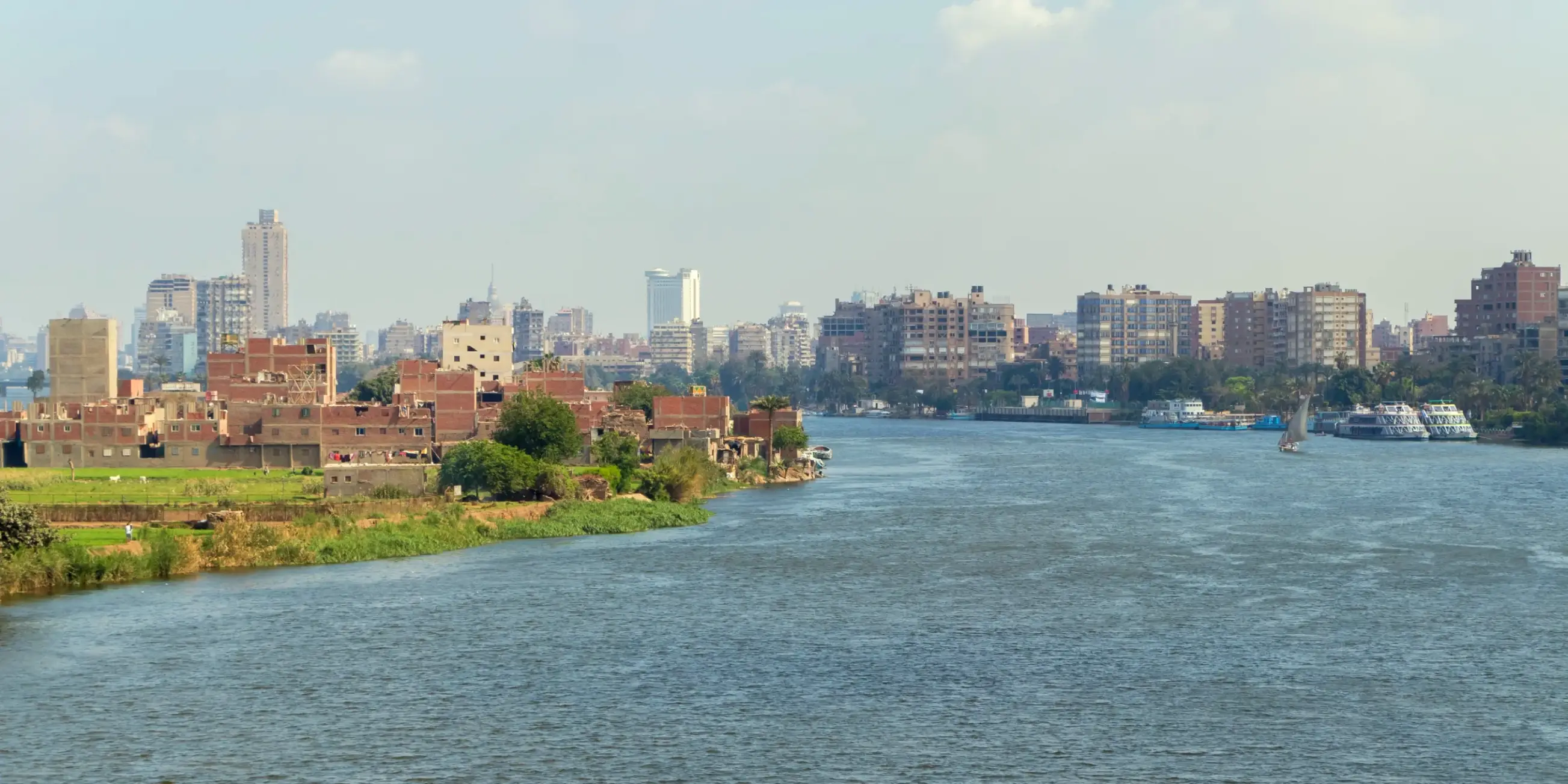 nile river in the heart of cairo city