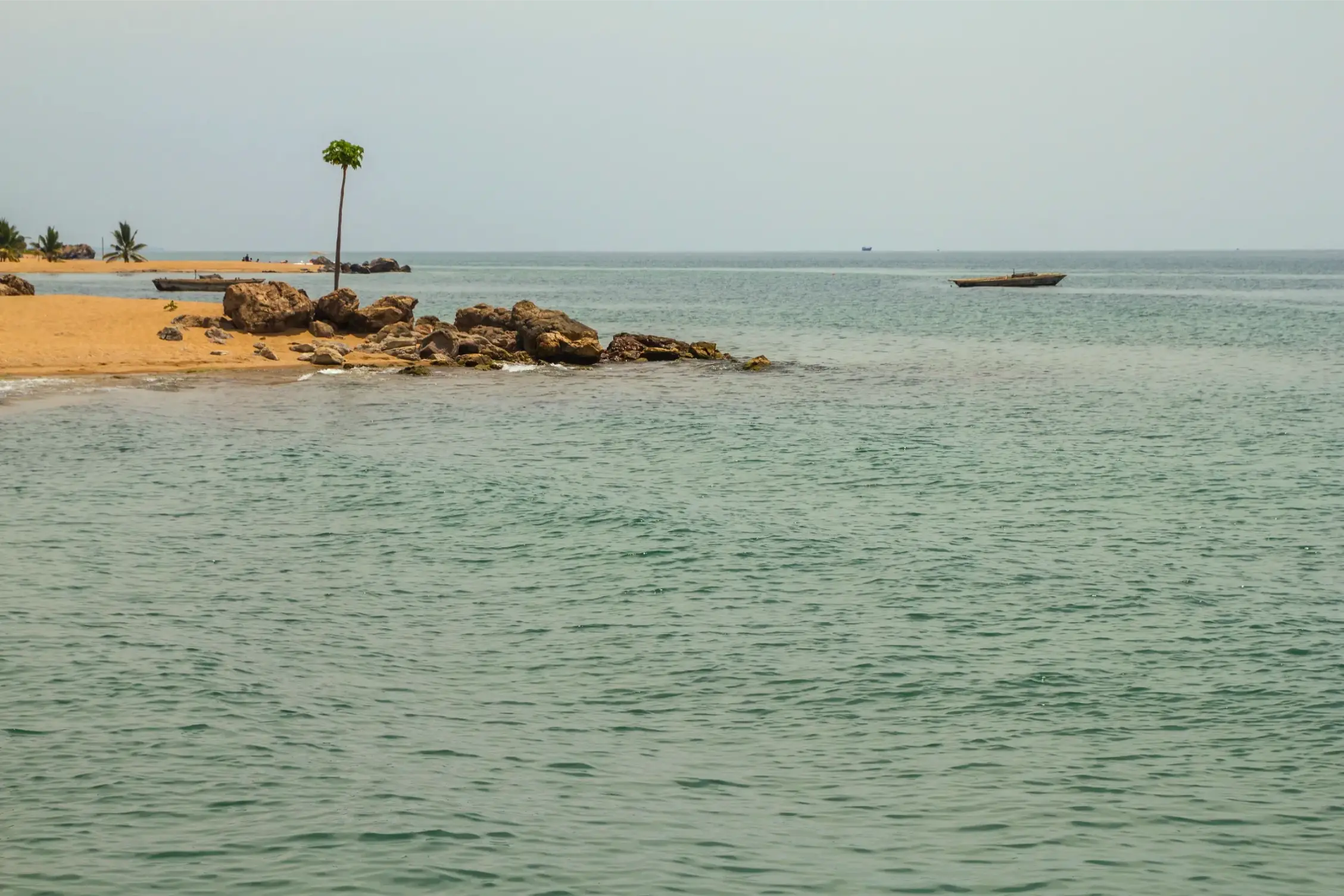 the lake tanganyika in burundi