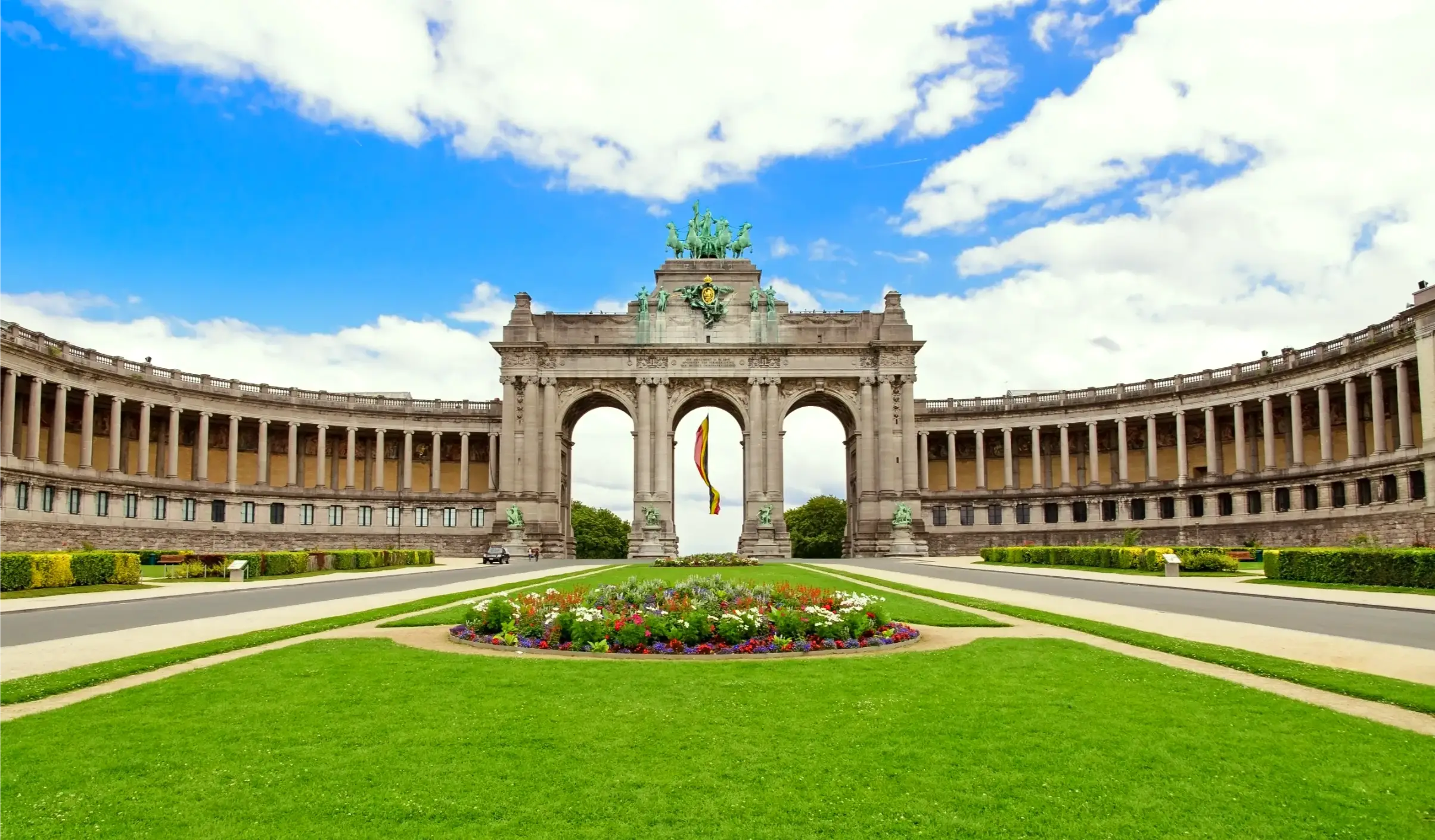 the triumphal arch in brussels belgium